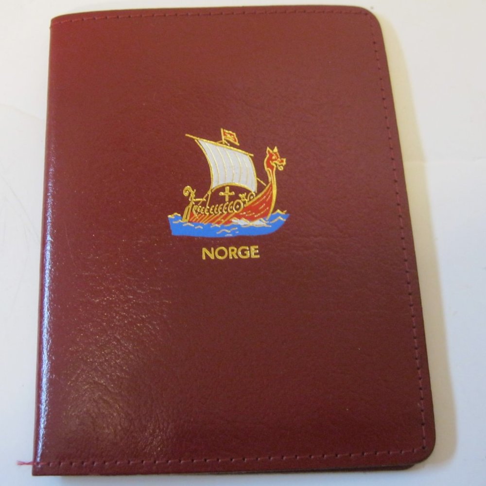 Norge Travel Wallet - Red Leather